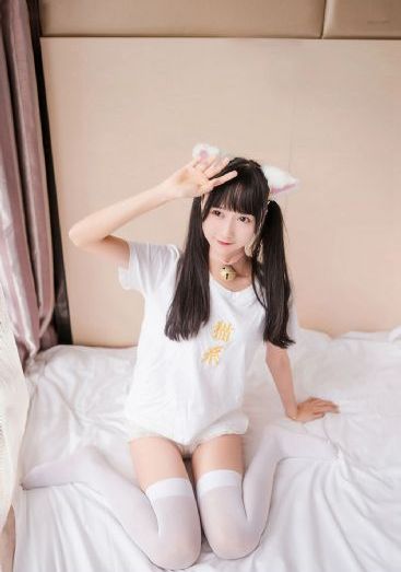 把朕的龙精含着h太子妃