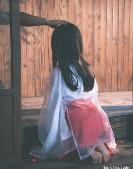 月亮与乳房