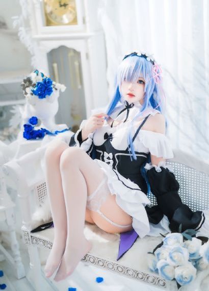 女大学生撞脸孙颖莎被求合影