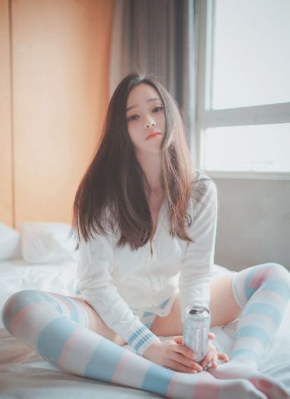 女机械人完整版