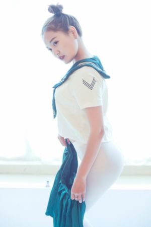 年轻女朋友