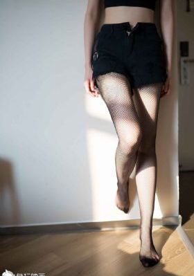 舒奕橙