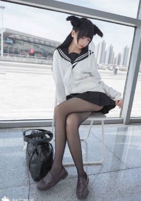 兴奋的女人们