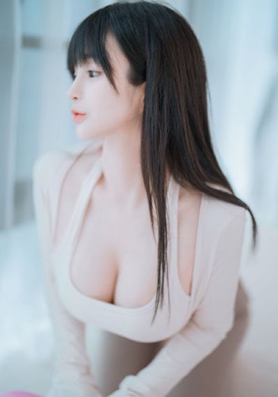 娇妻被朋友玩得呻吟在线电影