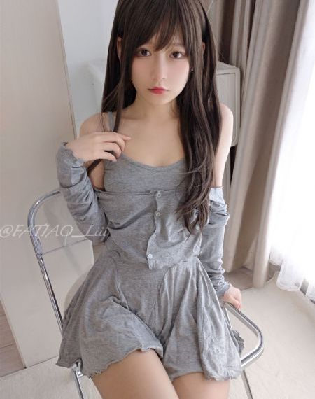 水哾萝拉
