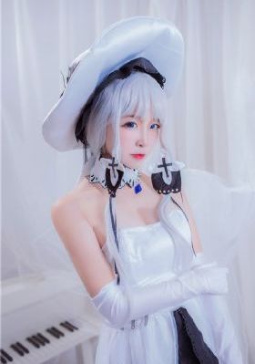 两个小婕子和洗澡hd
