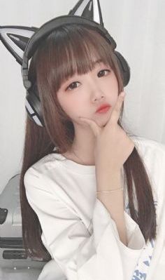 虫儿飞舞蹈