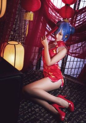 焦俊艳