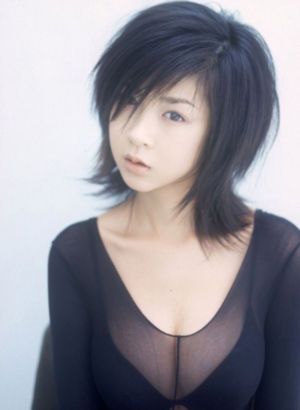 《职场妻子的出轨》